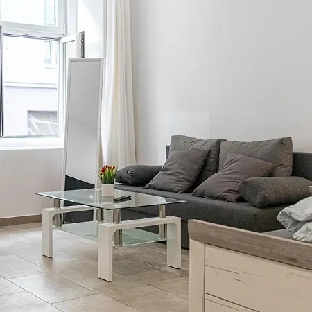 9 Min From City Center - Beautiful Studio Near U1 Reumannplatz Vienne Extérieur photo