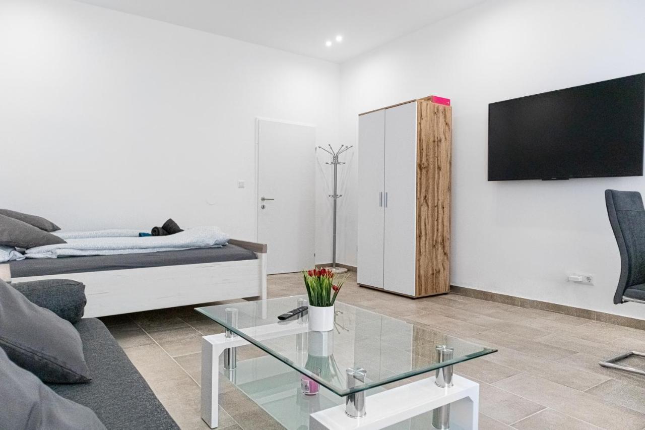 9 Min From Center - Beautiful Near U1 Reumannplatz Apartmán