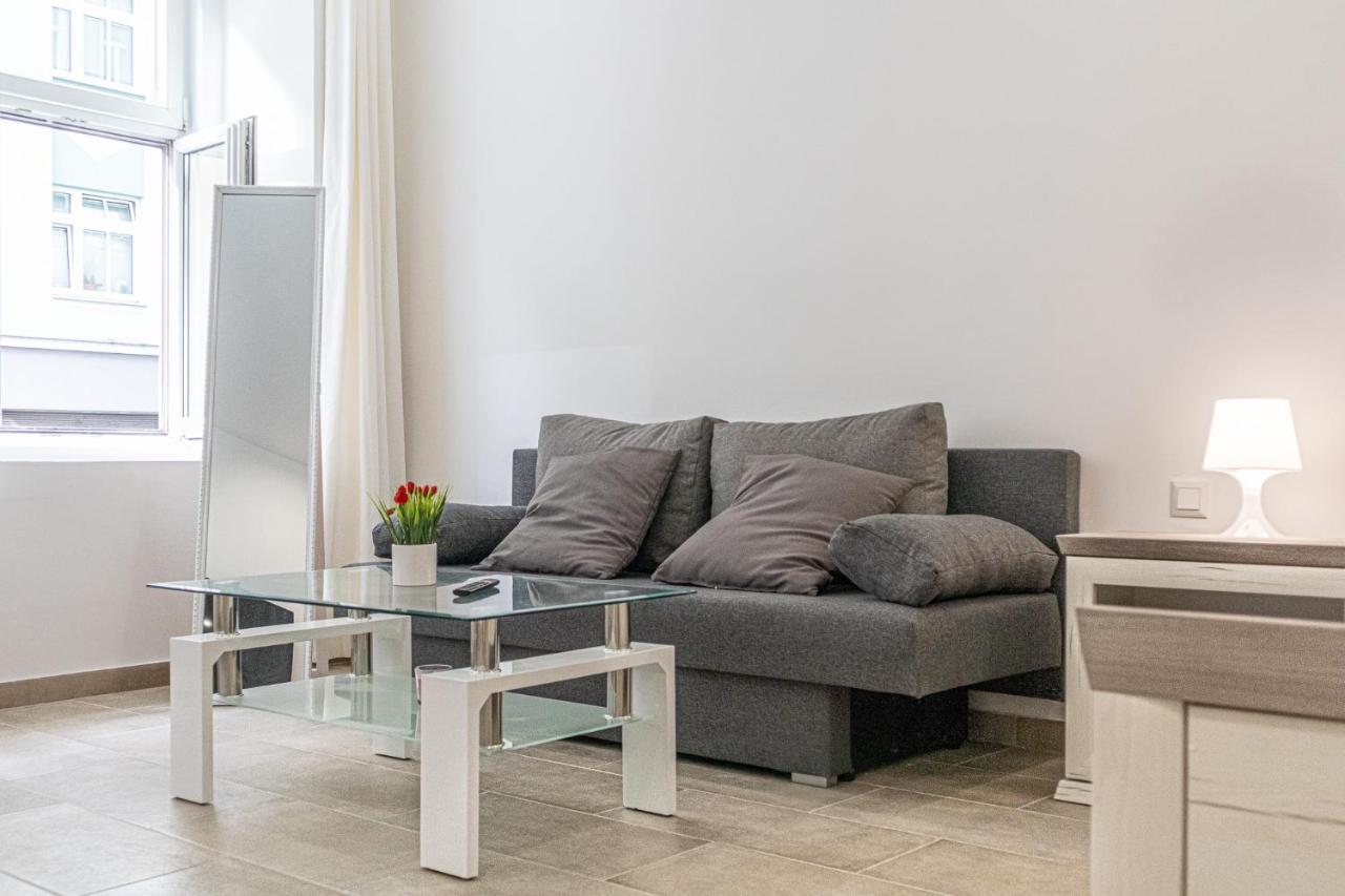 9 Min From Center - Beautiful Near U1 Reumannplatz Appartamento