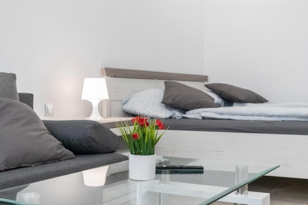 9 Min From Center - Beautiful Near U1 Reumannplatz Appartamento *