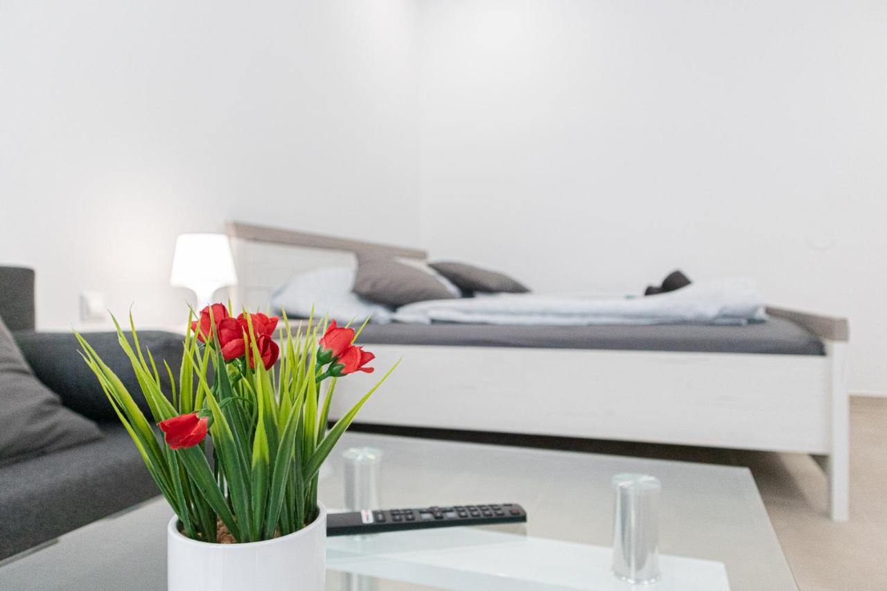 9 Min From Center - Beautiful Near U1 Reumannplatz *